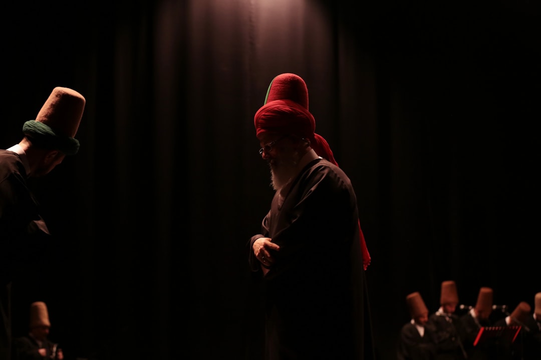 Krytyka teatralna – jak budować własny warsztat?